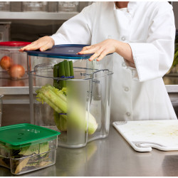 Cambro  Clear Square Food Storage Container 6QT.